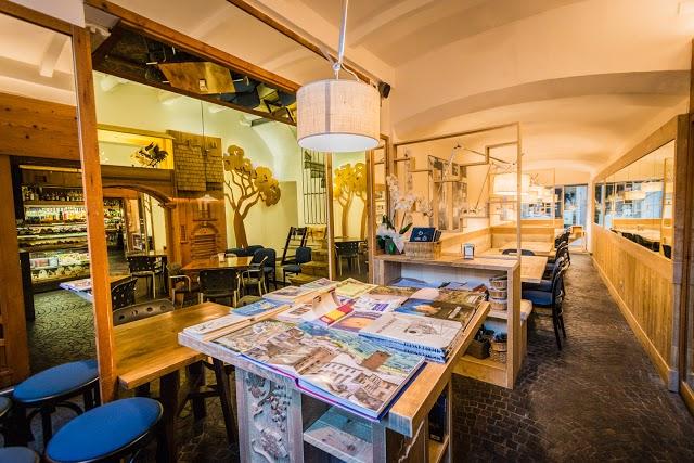 Caffe Montanucci