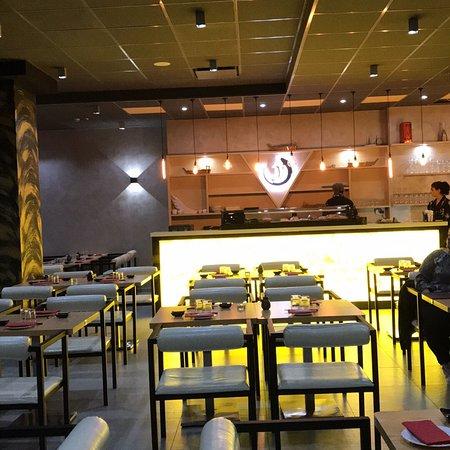 Yuna Fusion Restaurant