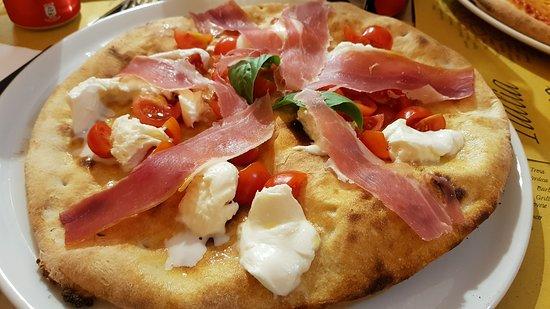 Pizzeria La Nonna Papera