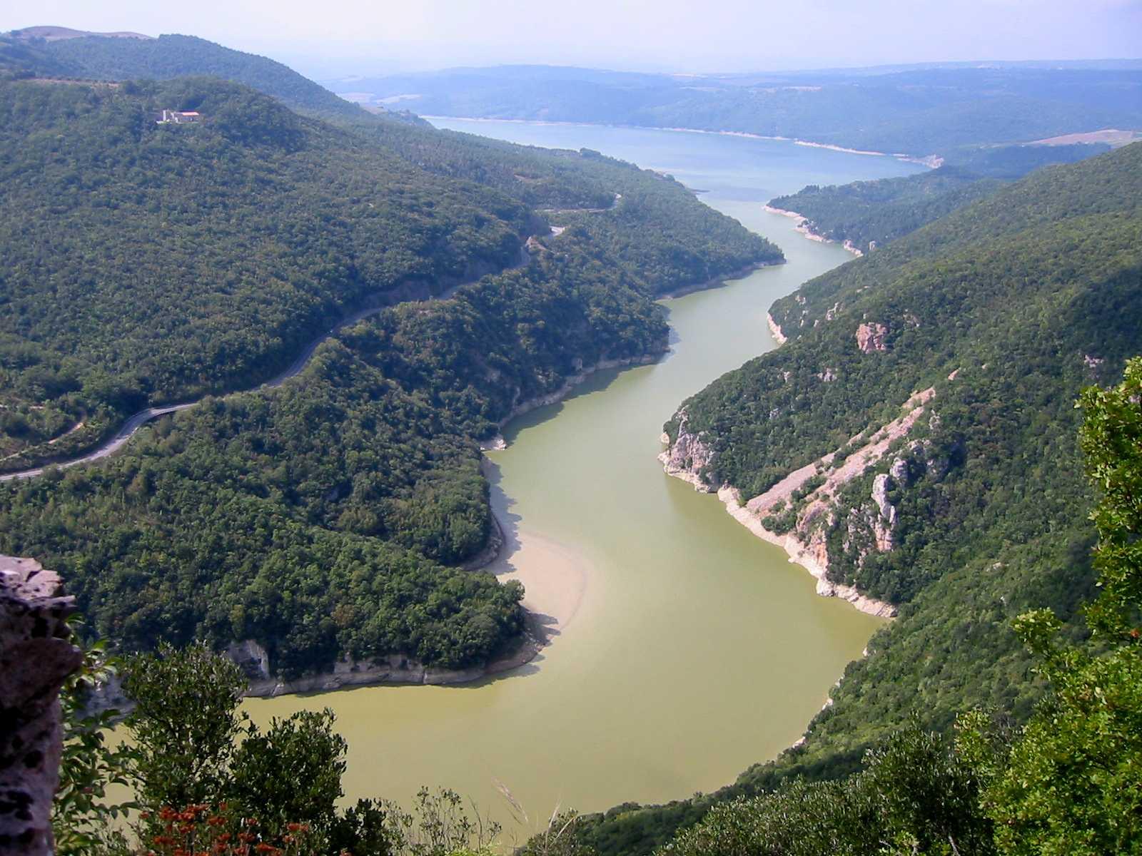 lago di Corbara