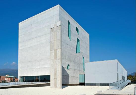la Nuova Chiesa di San Paolo a Foligno